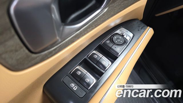 Kia Sorento (IV) Gasoline 2.5T 4WD Prestige 2023 — фото 32