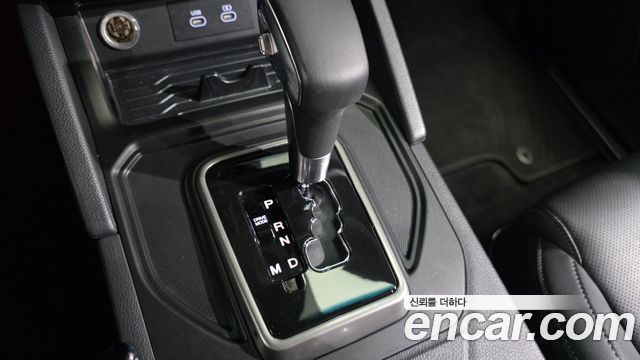 KG Mobility (SsangYong) Rexton Sports Khan Diesel 2.2 4WD Prestige 2024 — фото 9