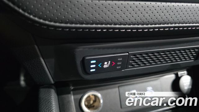 KG Mobility (SsangYong) Rexton Sports Khan Diesel 2.2 4WD Prestige 2024 — фото 13