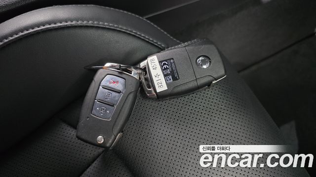 KG Mobility (SsangYong) Rexton Sports Khan Diesel 2.2 4WD Prestige 2024 — фото 17