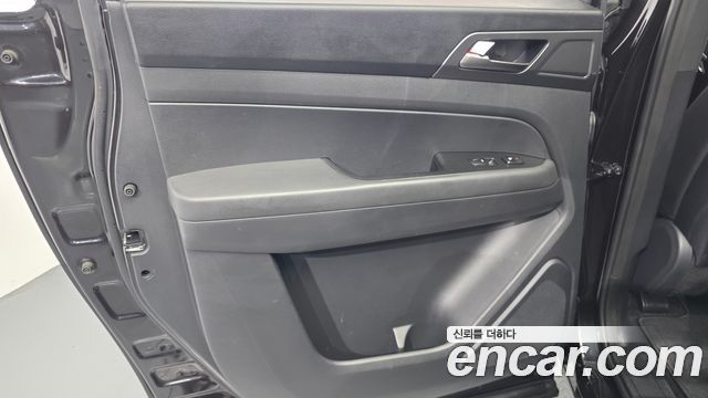 KG Mobility (SsangYong) Rexton Sports Khan Diesel 2.2 4WD Prestige 2024 — фото 25