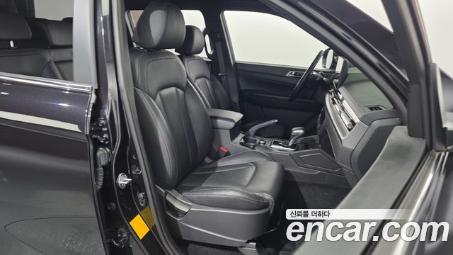 KG Mobility (SsangYong) Rexton Sports Khan Diesel 2.2 4WD Prestige 2024 — фото 26