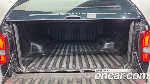 KG Mobility (SsangYong) Rexton Sports Khan Diesel 2.2 4WD Prestige 2024 — фото 27