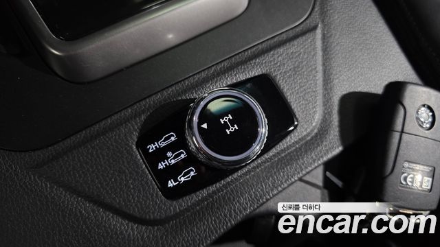 KG Mobility (SsangYong) Rexton Sports Khan Diesel 2.2 4WD Prestige 2024 — фото 30