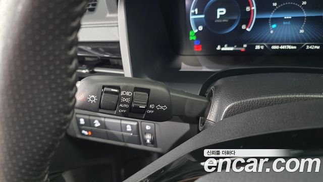 KG Mobility (SsangYong) Rexton Sports Khan Diesel 2.2 4WD Prestige 2024 — фото 32