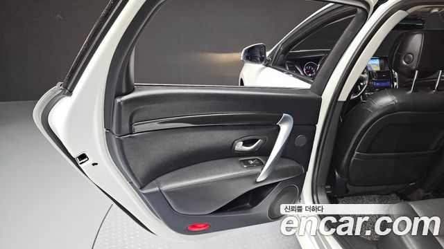 Renault Korea SM7 Nova LPLI 2.0 LPe Disabled 2017 — фото 31