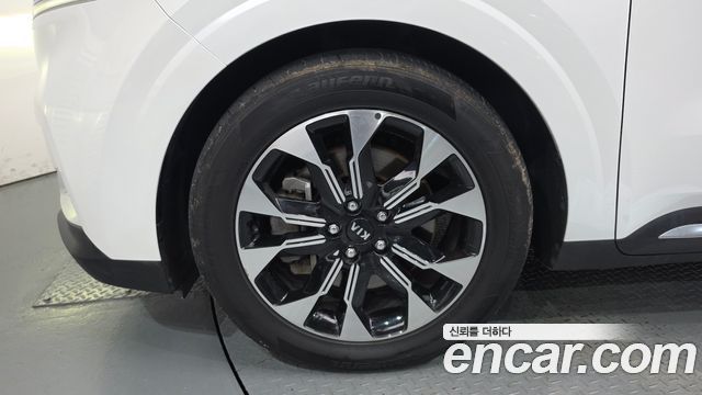 Kia Carnival (IV) Diesel 7-Seater Signature 2021 — фото 5
