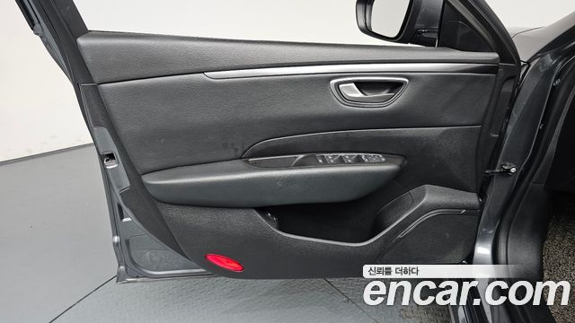 Renault Korea SM6 2.0 LPe SE Plus 2021 — фото 24
