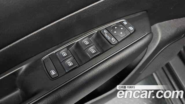 Renault Korea SM6 2.0 LPe SE Plus 2021 — фото 30
