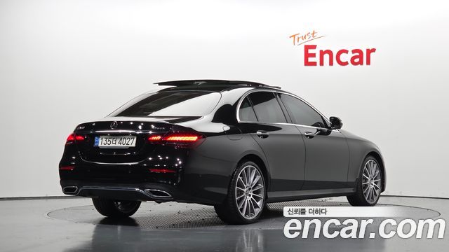 Mercedes-Benz E-Class (W213) E350 4MATIC AMG Line 2022 — фото 2