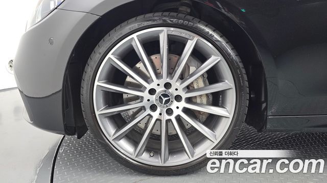 Mercedes-Benz E-Class (W213) E350 4MATIC AMG Line 2022 — фото 5