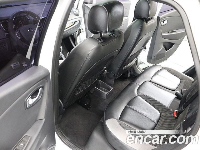 Renault Korea QM3 RE Panoramic Edition 2019 — фото 19