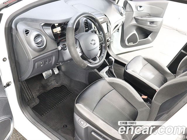 Renault Korea QM3 RE Panoramic Edition 2019 — фото 20
