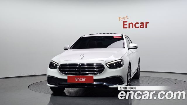 Mercedes-Benz E-Class (W213) E300e 4MATIC Exclusive 2021 — фото 3