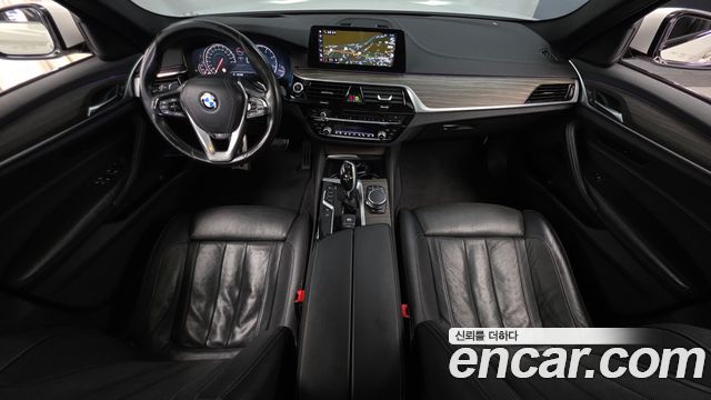 BMW 5 Series (G30) 520d xDrive M Sport Package Plus 2017 — фото 7