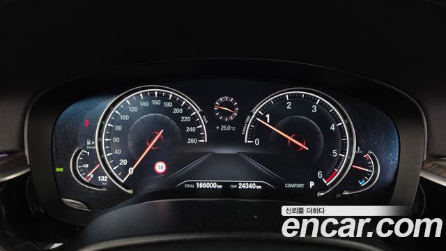 BMW 5 Series (G30) 520d xDrive M Sport Package Plus 2017 — фото 8