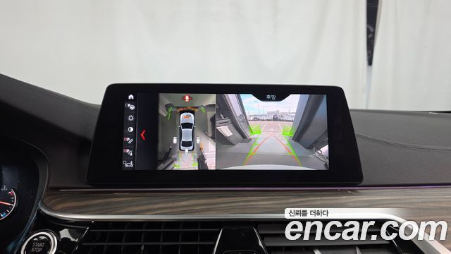 BMW 5 Series (G30) 520d xDrive M Sport Package Plus 2017 — фото 15