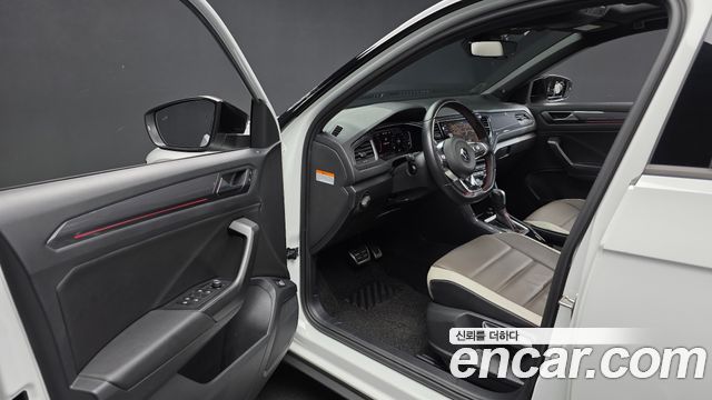 Volkswagen T-Roc 2.0 TDI Prestige 2022 — фото 10