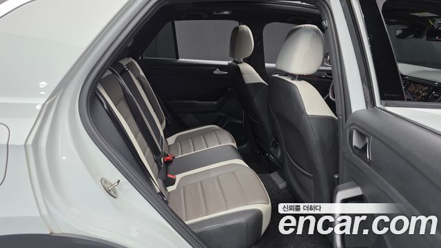 Volkswagen T-Roc 2.0 TDI Prestige 2022 — фото 12