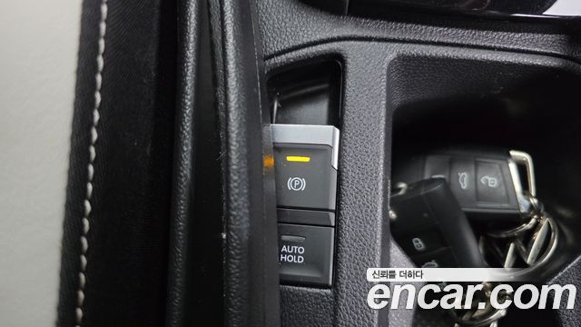 Volkswagen T-Roc 2.0 TDI Prestige 2022 — фото 19
