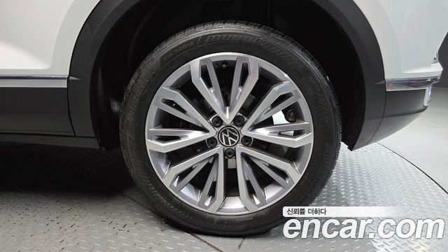 Volkswagen T-Roc 2.0 TDI Prestige 2022 — фото 21