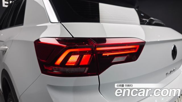 Volkswagen T-Roc 2.0 TDI Prestige 2022 — фото 23