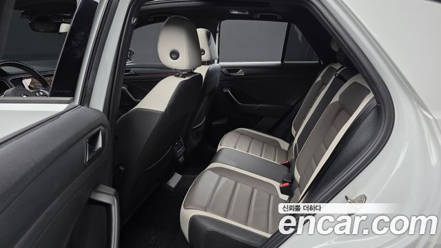 Volkswagen T-Roc 2.0 TDI Prestige 2022 — фото 26