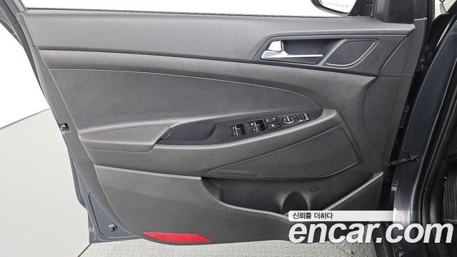 Hyundai Tucson Gasoline 1.6 turbo 2WD Modern 2020 — фото 24