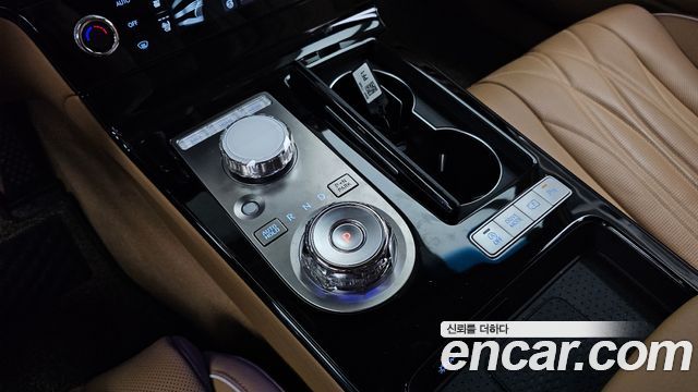 Genesis G80 (RG3) Gasoline 2.5 Turbo AWD 2025 — фото 9