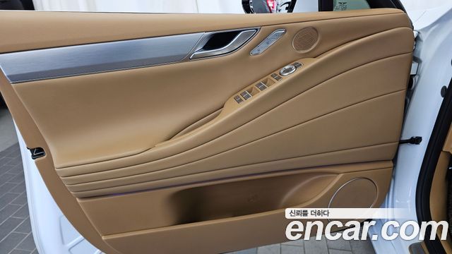 Genesis G80 (RG3) Gasoline 2.5 Turbo AWD 2025 — фото 24