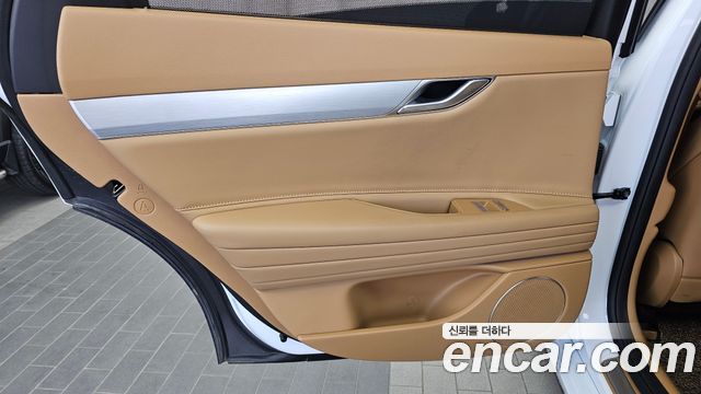 Genesis G80 (RG3) Gasoline 2.5 Turbo AWD 2025 — фото 25