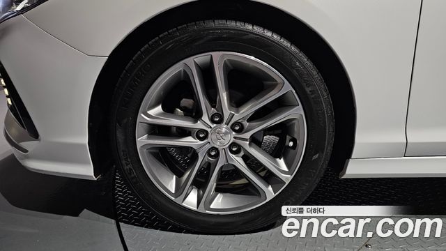 Hyundai Sonata New Rise 2.0 Smart Spicial 2019 — фото 5