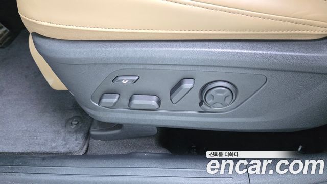Kia Sorento (IV) HEV 1.6 2WD Signature 2024 — фото 34