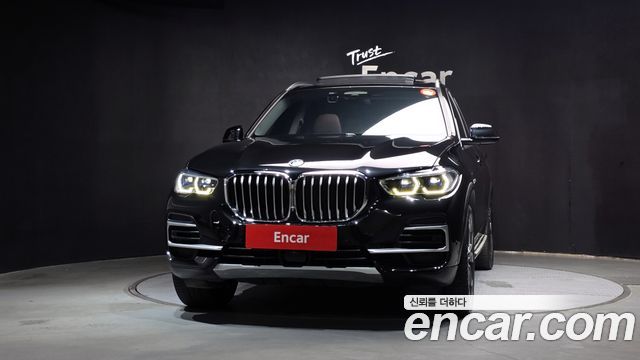 BMW X5 (G05) xDrive 45e xLine 2022 — фото 3