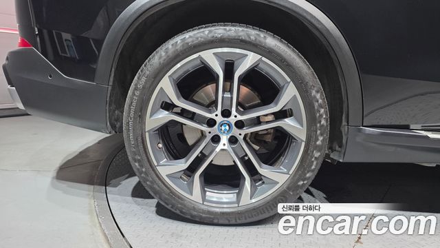 BMW X5 (G05) xDrive 45e xLine 2022 — фото 5