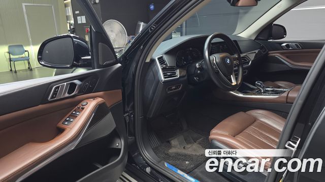 BMW X5 (G05) xDrive 45e xLine 2022 — фото 10