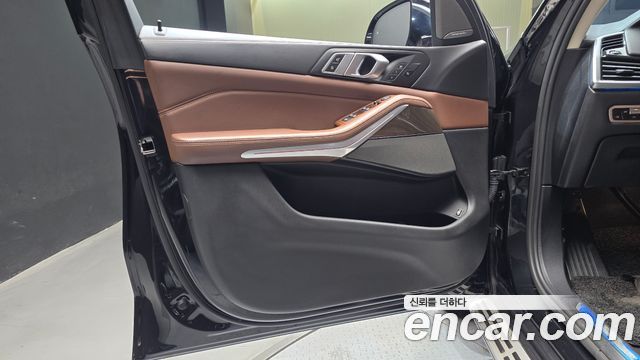 BMW X5 (G05) xDrive 45e xLine 2022 — фото 24