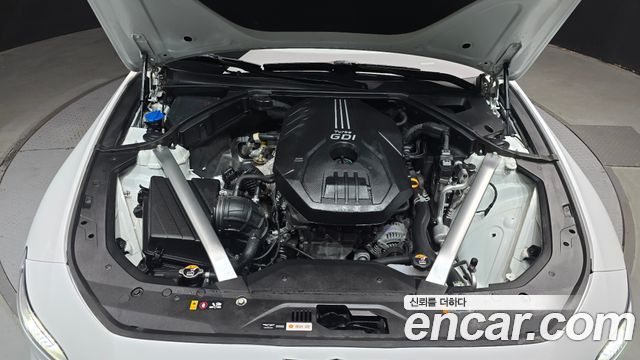 Genesis G70 Gasoline 2.0T 4WD 2022 — фото 6