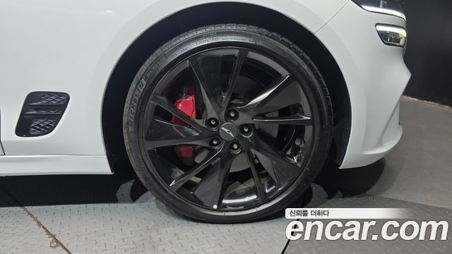 Genesis G70 Gasoline 2.0T 4WD 2022 — фото 21