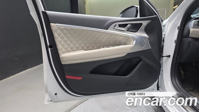 Genesis G70 Gasoline 2.0T 4WD 2022 — фото 24