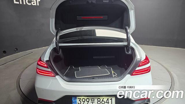 Genesis G70 Gasoline 2.0T 4WD 2022 — фото 33