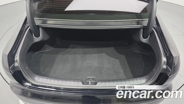 Hyundai Grandeur Hybrid (GN7) Premium 2023 — фото 16