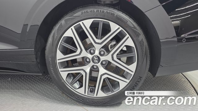 Hyundai Grandeur Hybrid (GN7) Premium 2023 — фото 21