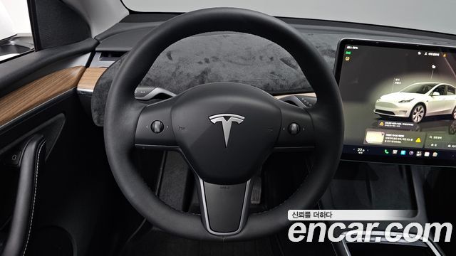 Tesla Model Y RWD 2024 — фото 13