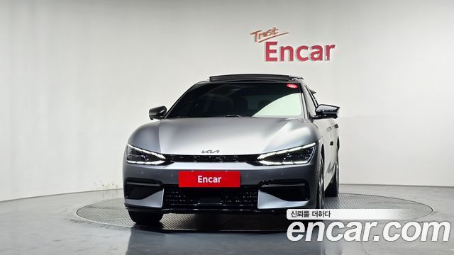 Kia EV6 Long Range 4WD GT Line 2022 — фото 3