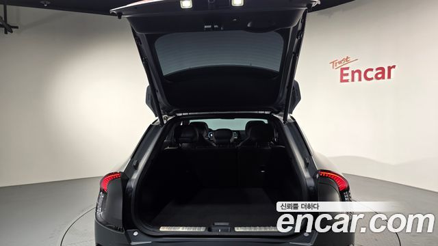 Kia EV6 Long Range 4WD GT Line 2022 — фото 18