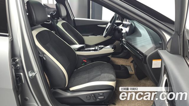 Kia EV6 Long Range 4WD GT Line 2022 — фото 26
