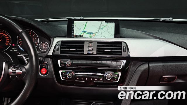 BMW 3 Series (F30) 330i M Sport 2017 — фото 14
