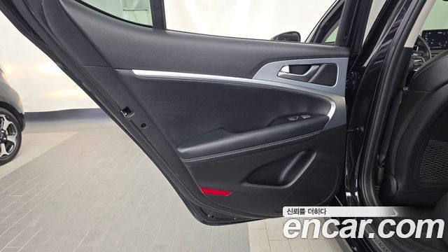 Genesis G70 2.0T Elite 2020 — фото 25