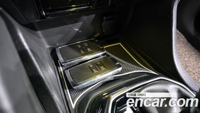 Renault Korea QM6 Diesel 4WD RE Signature 2018 — фото 27